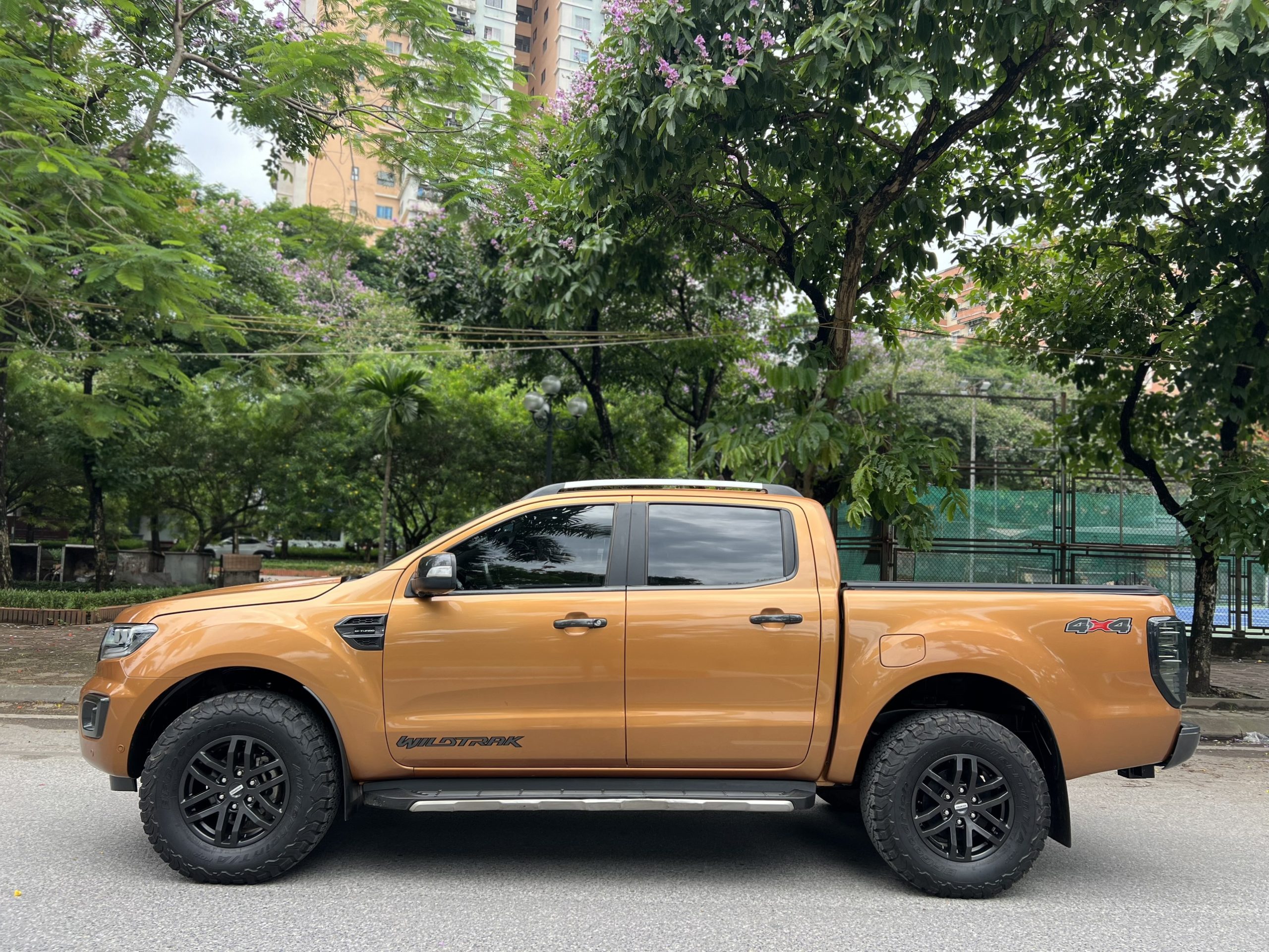 Bán tải Ford Ranger Wildtrak 2018 Hà Nội đăng kí 2019 xe đẹp