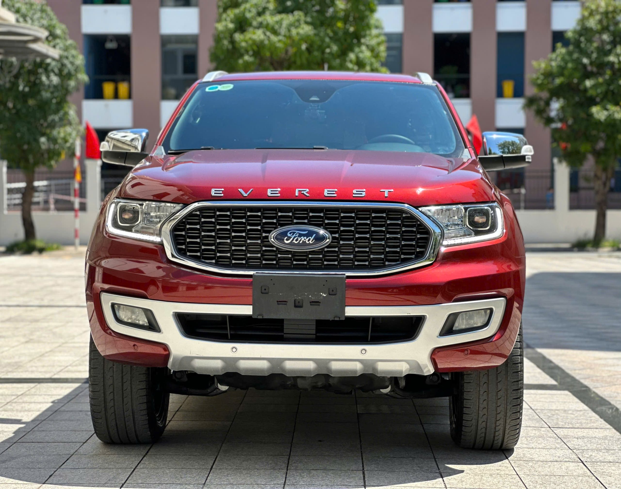 Ford Everest 2021 titanium đỏ